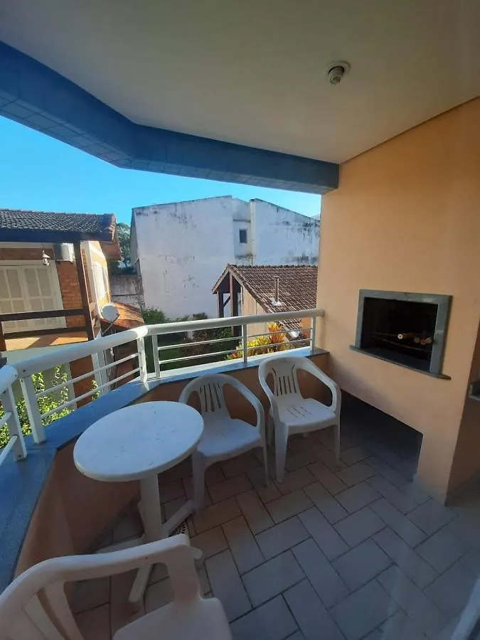 Apartamento De Um Dormitorio De Fundo Summer Beach - Canasvieiras Florianopolis