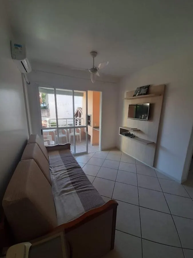Apartamento De Um Dormitorio De Fundo Summer Beach - Canasvieiras Florianopolis Brazil